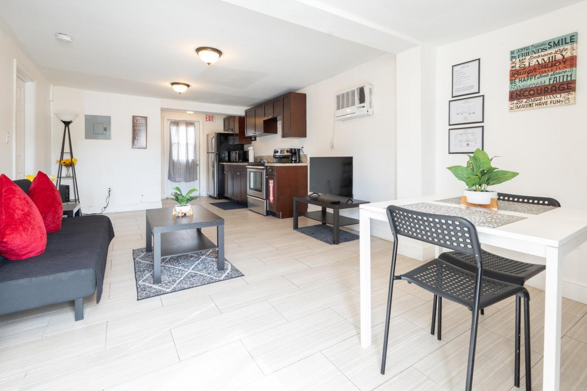 Cozy Private Apts In Hollywood By Hard Rock Casino! Exterior photo