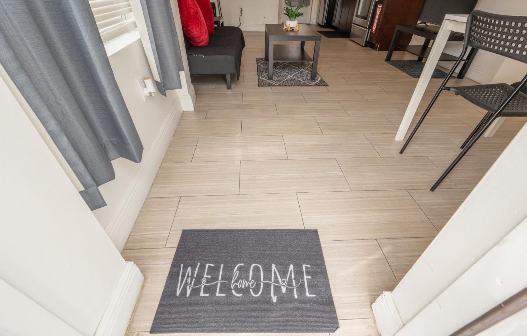 Cozy Private Apts In Hollywood By Hard Rock Casino! Exterior photo